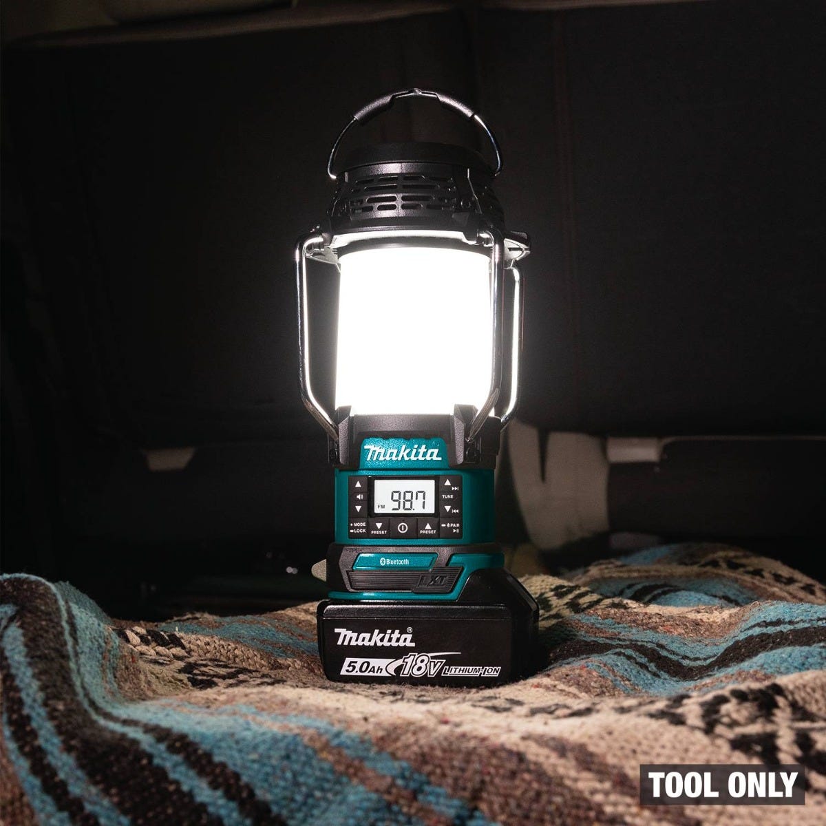 Makita XRM13 18V LXT Cordless Bluetooth Radio and LED Lantern, Tool Only