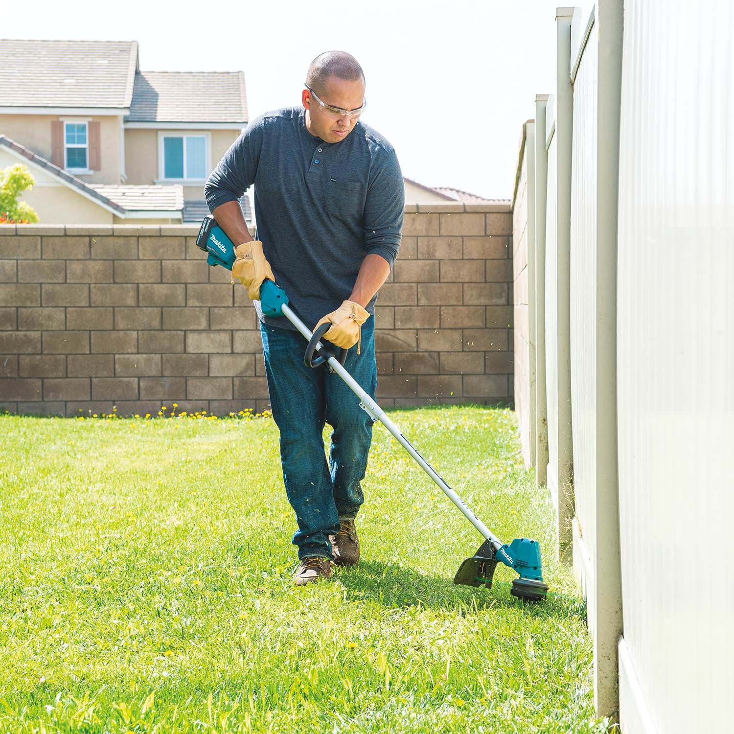 Makita XRU23SM1 18V LXT Lithium-Ion Brushless Cordless 13" String Trimmer Kit (4.0Ah)