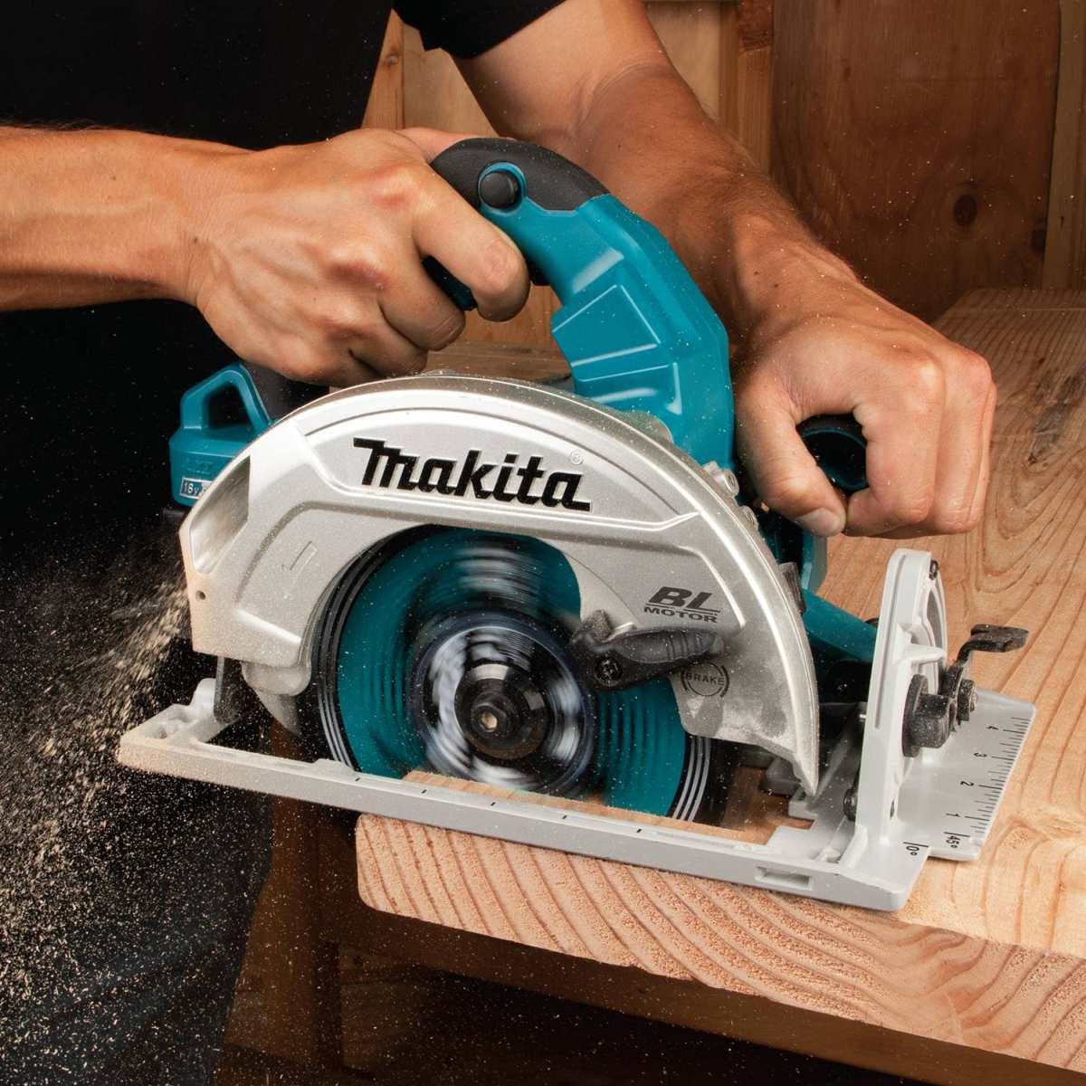 Makita XSH06PT 18V X2 LXT (36V) Brushless 7-1/4-Inch Circular Saw 5.0Ah Kit