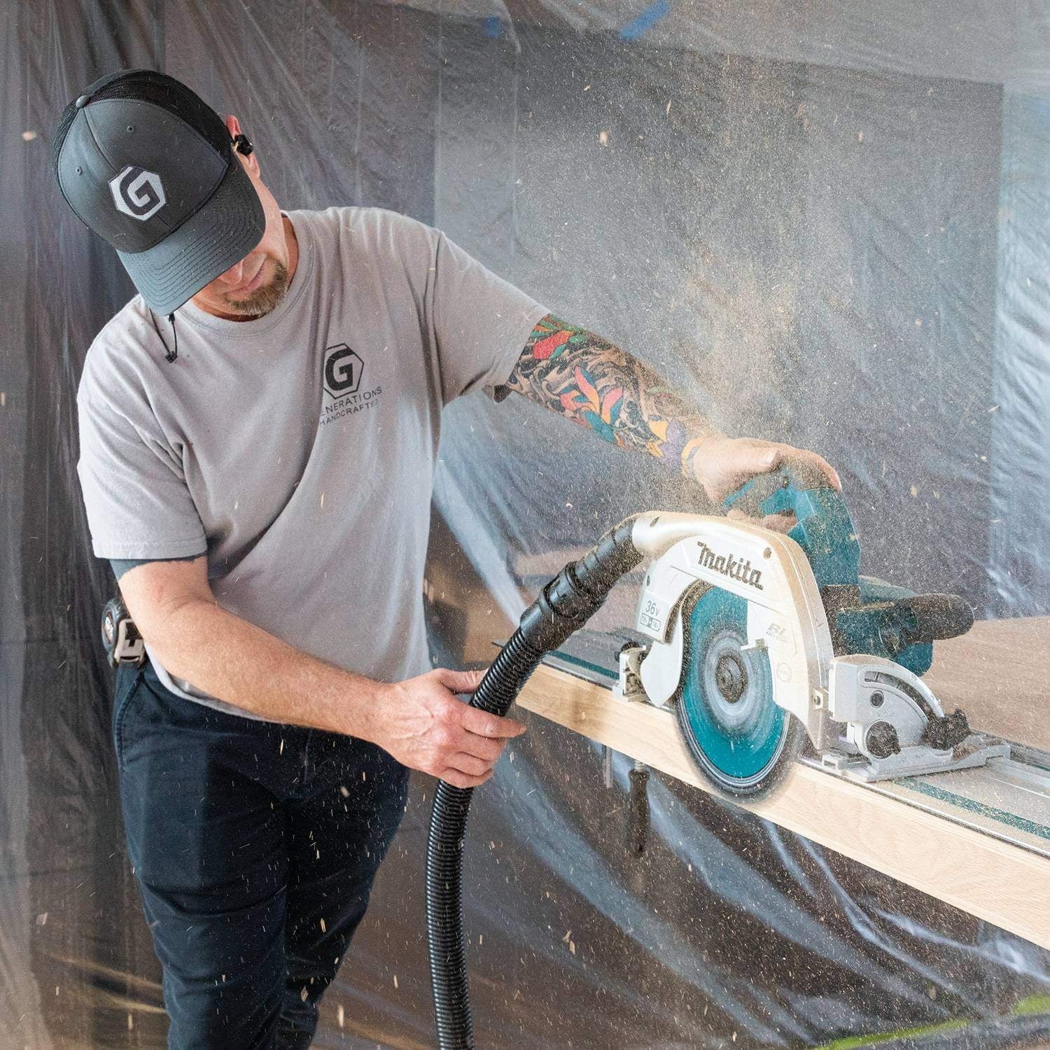 Makita XSH10Z 36V (18V X2) LXT Brushless 9-1/4" Circular Saw with Guide Rail Compatible Base, AWS Capable, Tool Only