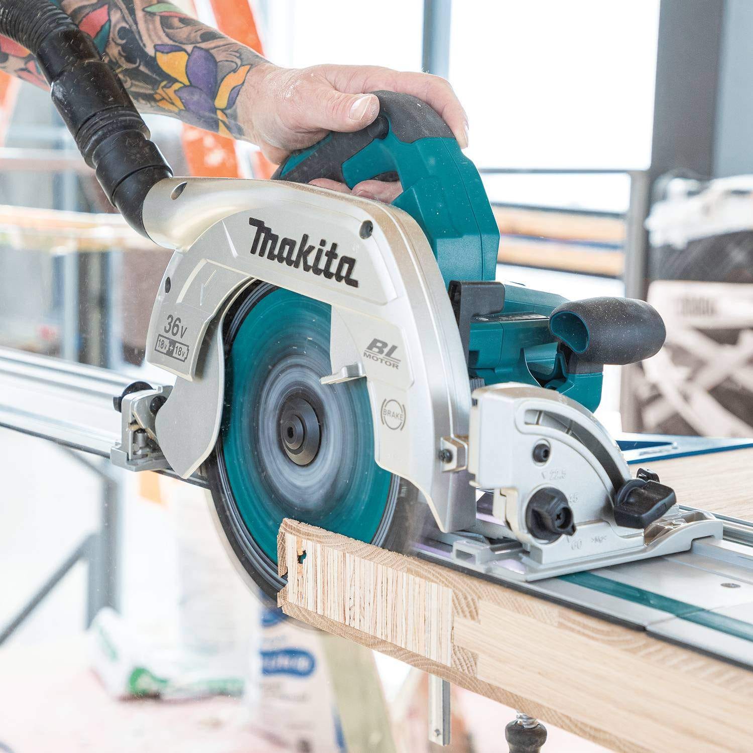Makita XSH10Z 36V (18V X2) LXT Brushless 9-1/4" Circular Saw with Guide Rail Compatible Base, AWS Capable, Tool Only