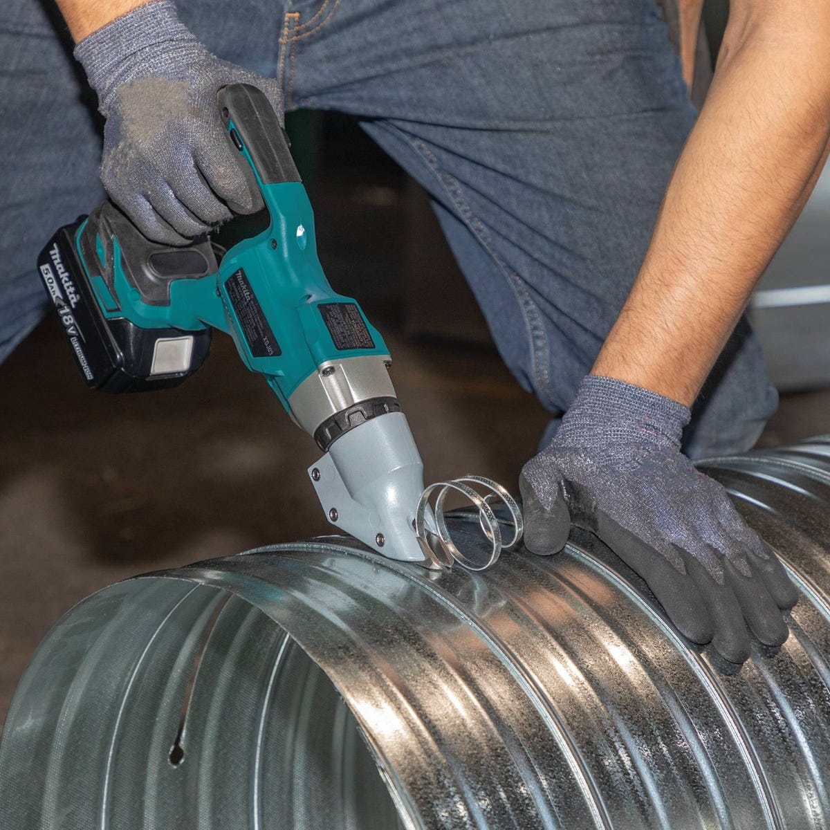 Makita XSJ03T 18V LXT Lithium-Ion Brushless Cordless 14 Gauge Straight Shear Kit (5.0Ah)