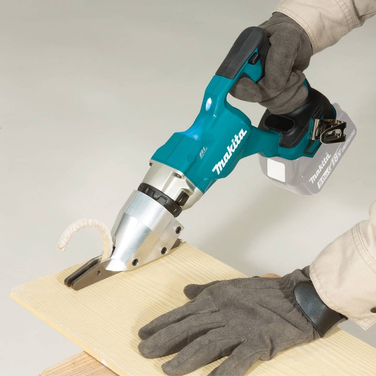 Makita XSJ05Z 18V LXT Lithium-Ion Brushless Cordless 1/2" Fiber Cement Shear, Tool Only