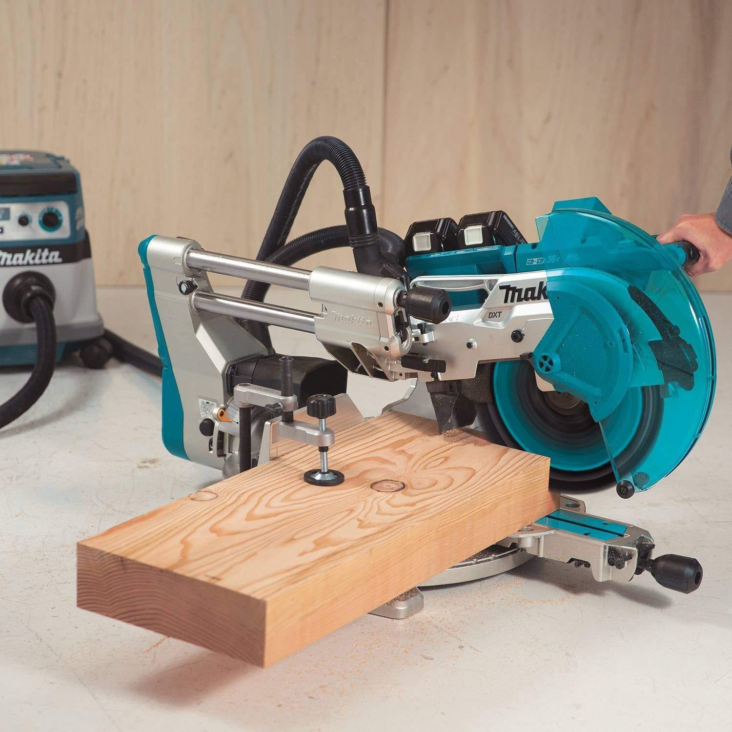 Makita XSL07PT 36V (18V X2) LXT Brushless 12" Dual-Bevel Sliding Compound Miter Saw with Laser Kit (5.0Ah)