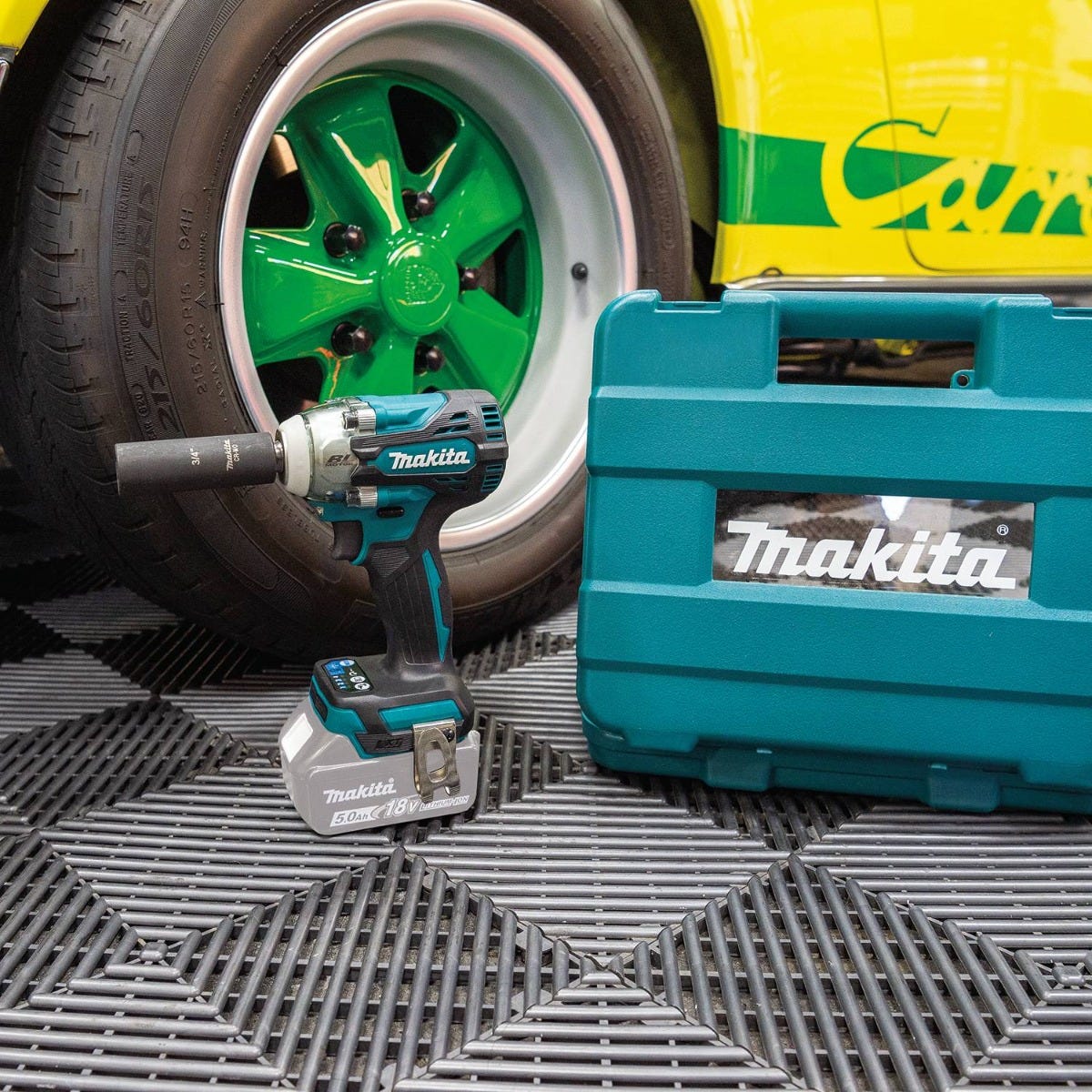 Makita XWT15XVZ 18V LXT Lithium-Ion Brushless Cordless 4-Speed 1/2" Sq. Drive Utility Impact Wrench w/ Detent Anvil, Tool Only