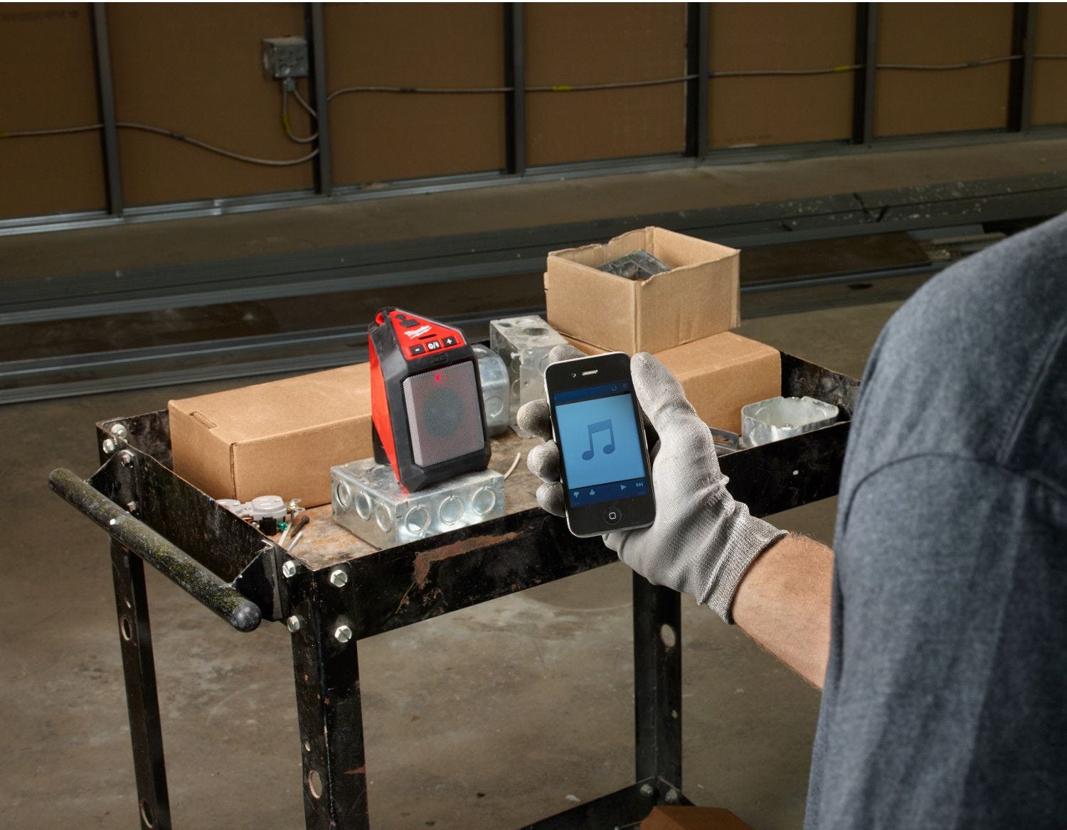 Milwaukee 2592-20 M12 Wireless Bluetooth Jobsite Speaker (PROMO)