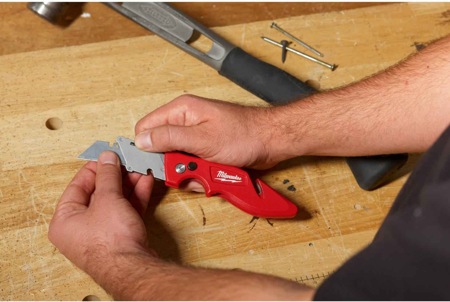 Milwaukee 48-22-1901 FASTBACK Flip Utility Knife