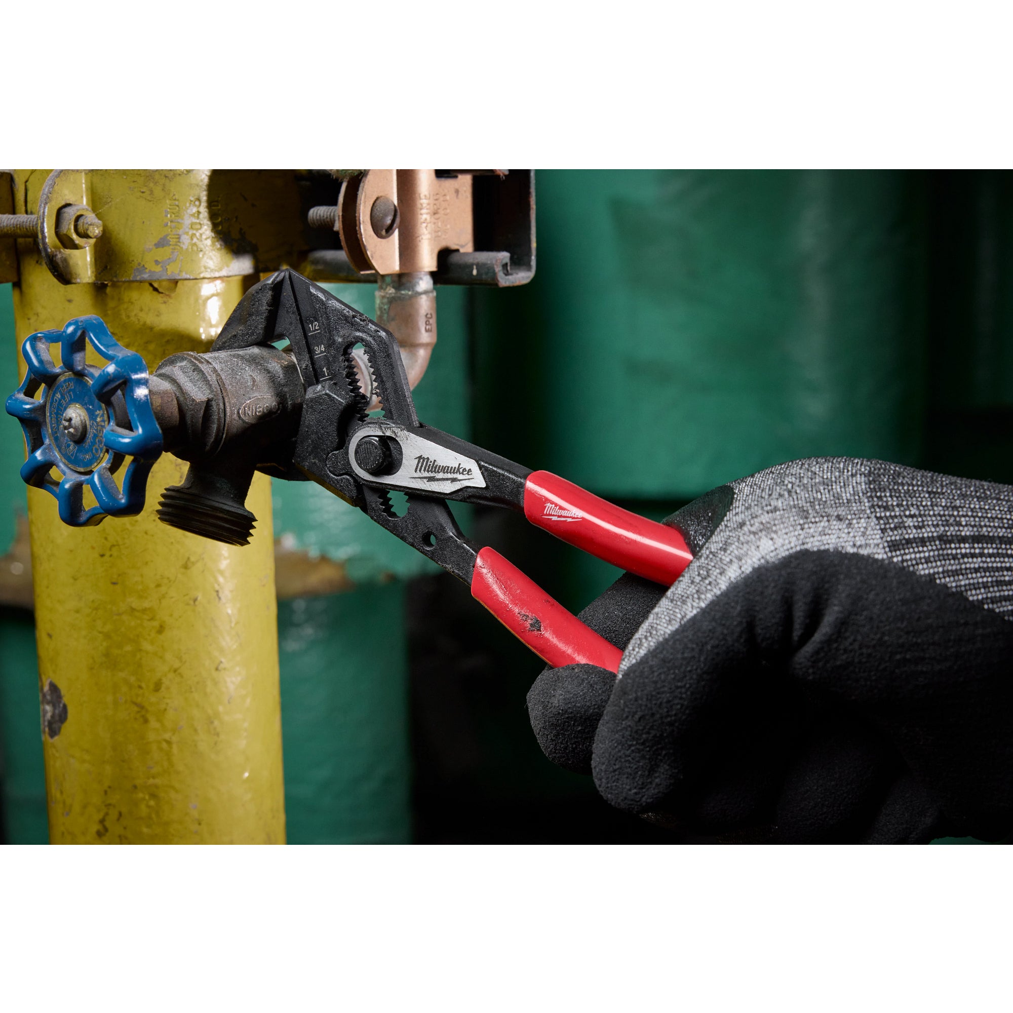 Milwaukee 2-Piece Pliers Wrench Set (48-22-6930)