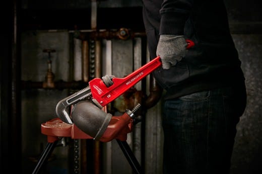 Milwaukee 48-22-7118 18" STEEL PIPE WRENCH