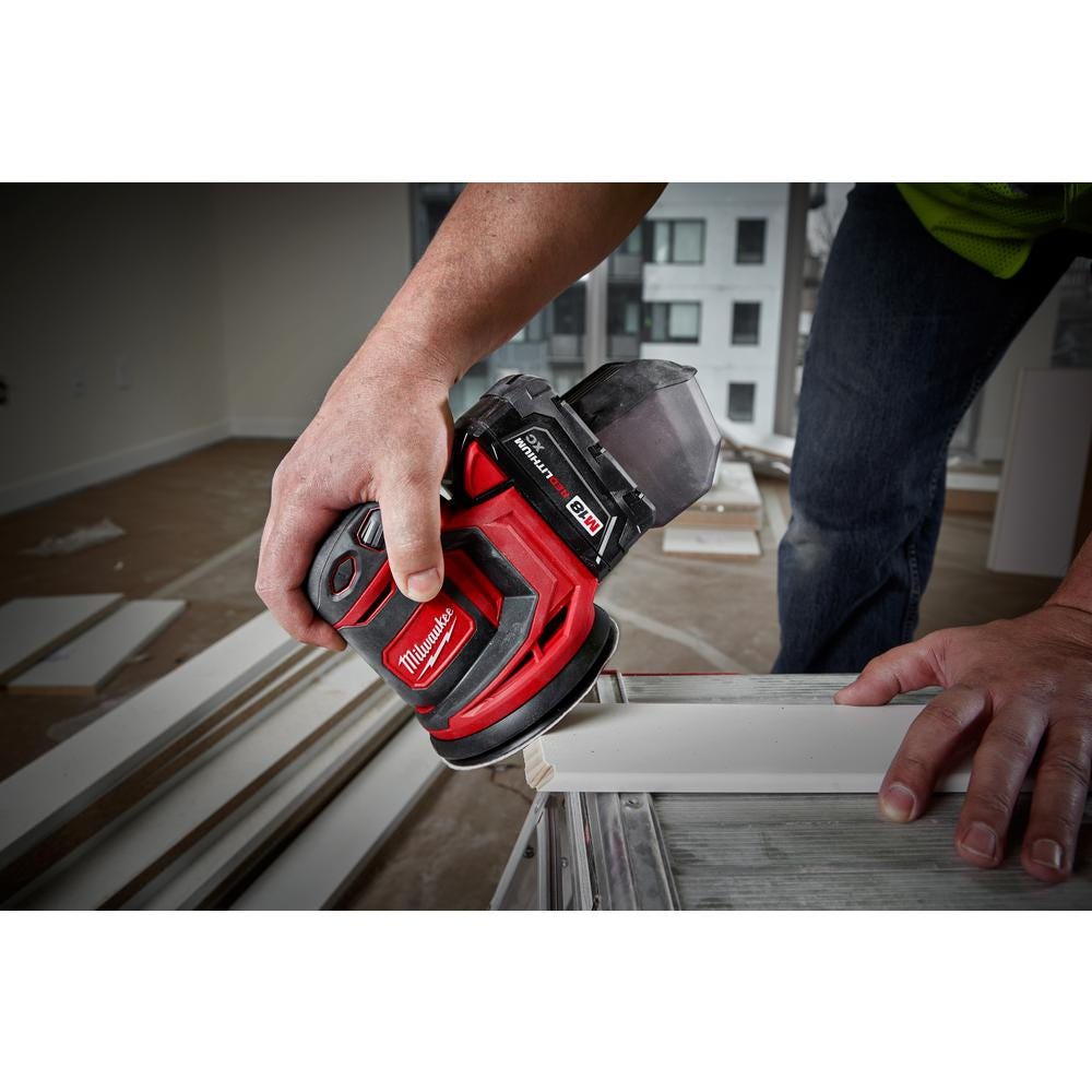 Milwaukee 2723-20 M18 FUEL Brushless Compact Router and Cordless 5-Inch Random Orbit Sander Kit