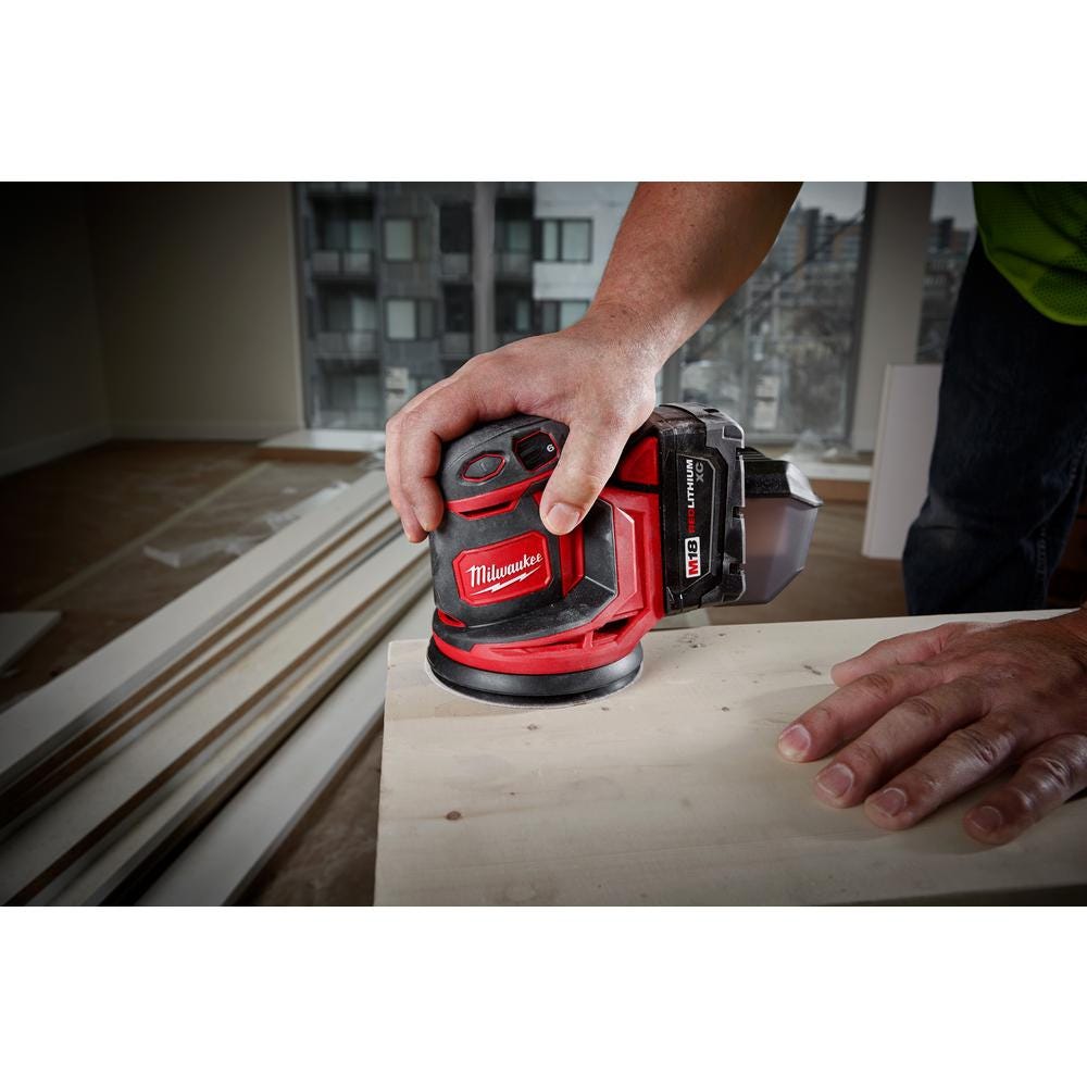 Milwaukee 2737-20 M18 Fuel D-Handle Jig Saw and Cordless 5-Inch Random Orbit Sander Kit