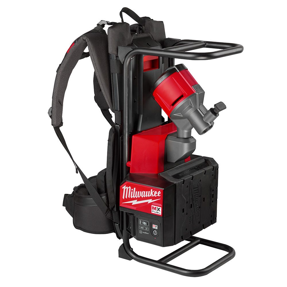 Milwaukee MXF371-2XC MX FUEL Backpack Concrete Vibrator Kit