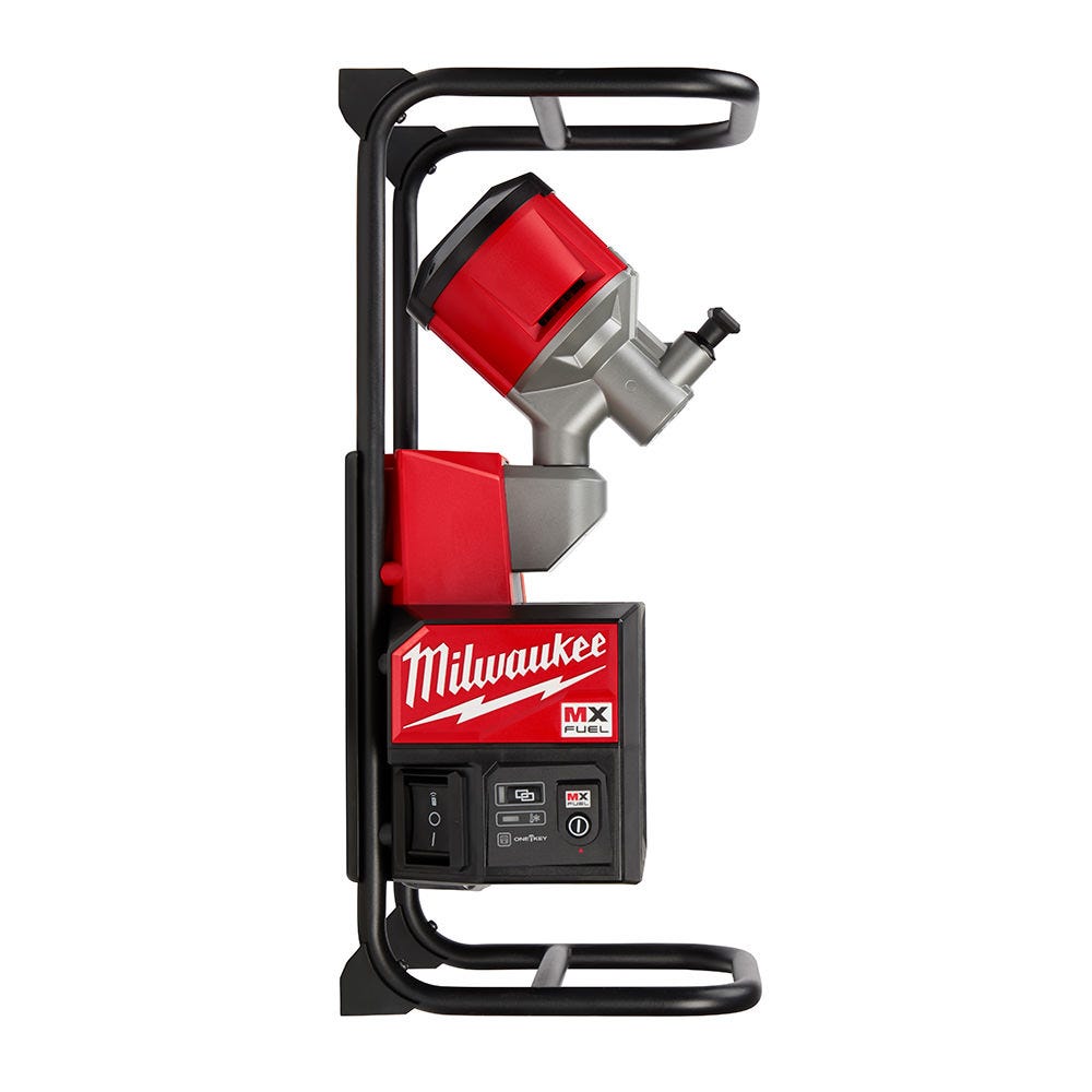 Milwaukee MXF371-2XC MX FUEL Backpack Concrete Vibrator Kit