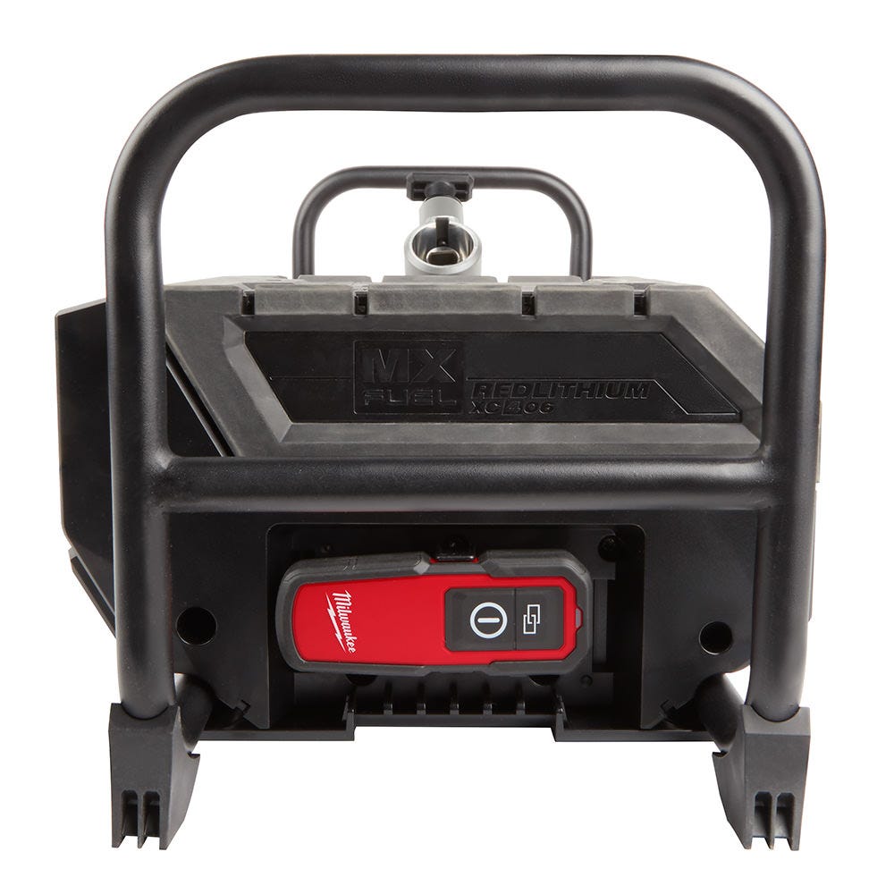 Milwaukee MXF371-2XC MX FUEL Backpack Concrete Vibrator Kit