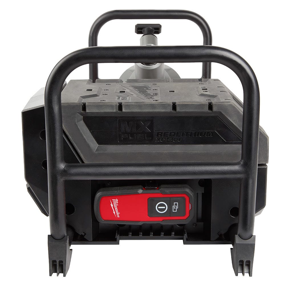 Milwaukee MXF371-2XC MX FUEL Backpack Concrete Vibrator Kit
