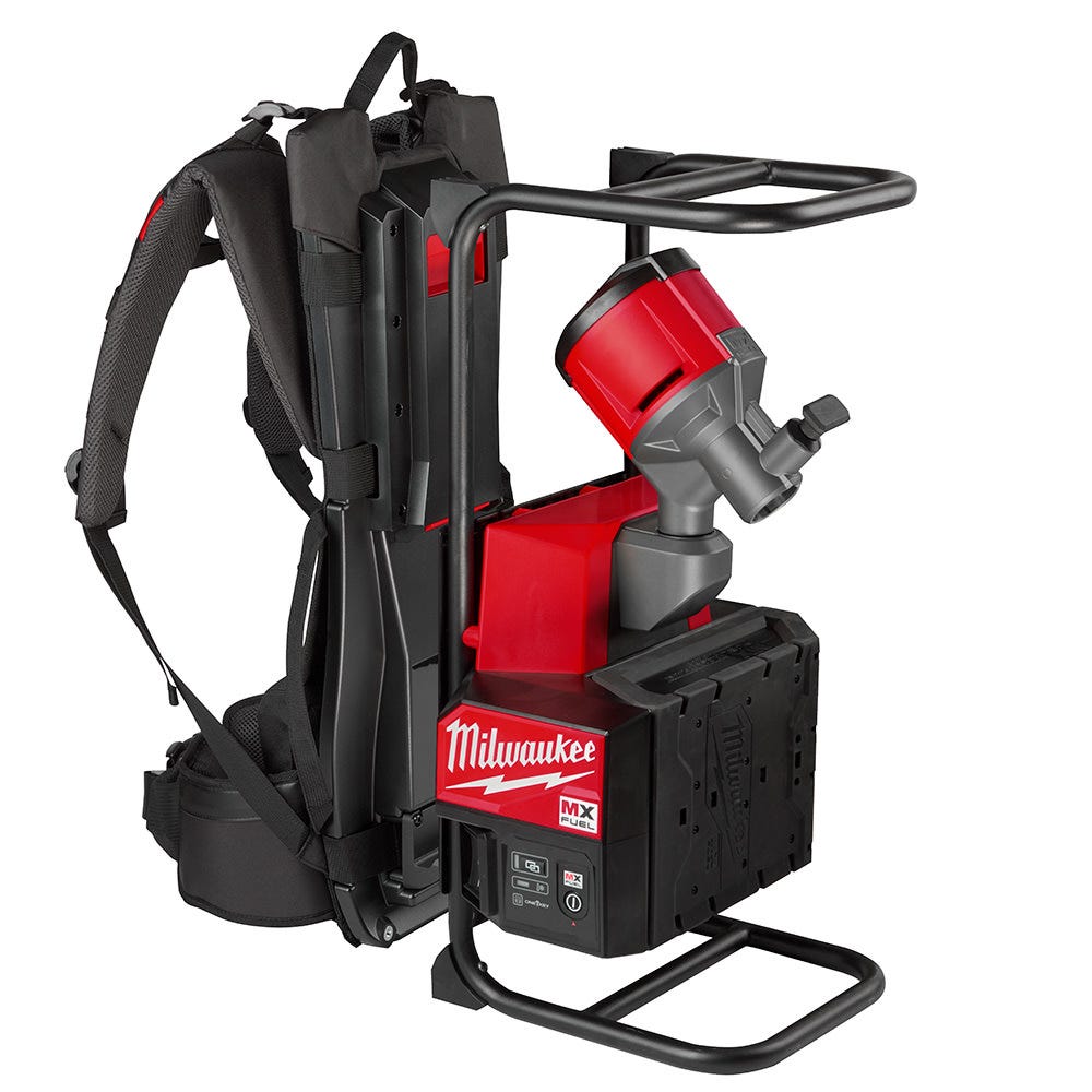 Milwaukee MXF371-2XC MX FUEL Backpack Concrete Vibrator Kit