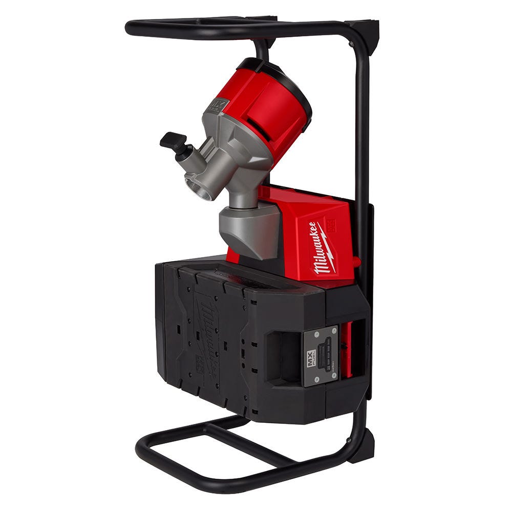 Milwaukee MXF371-2XC MX FUEL Backpack Concrete Vibrator Kit