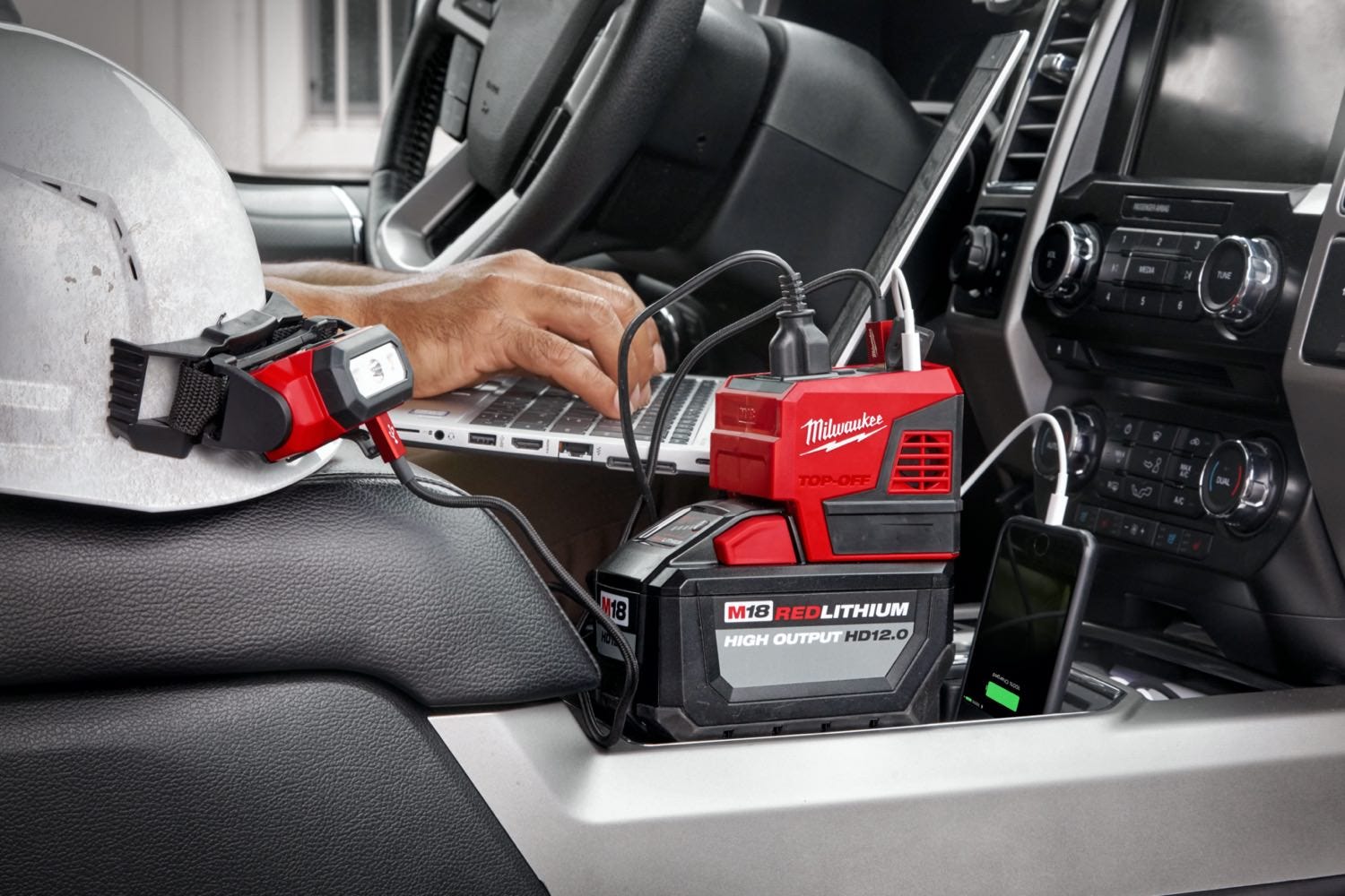 Milwaukee 2846-20 M18 Top Off 175W Power Supply