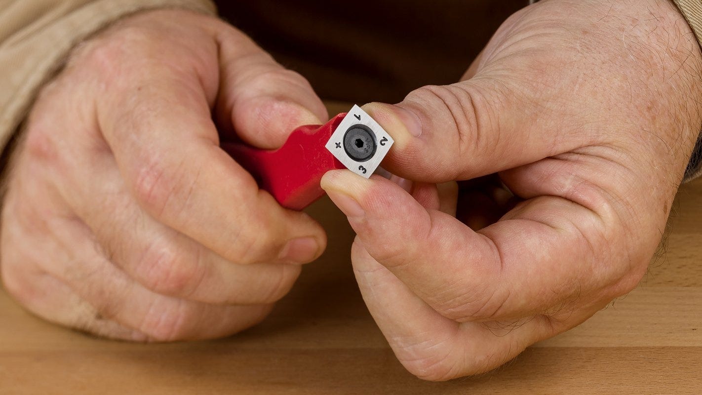 Woodpeckers Carbide Mini Scraper