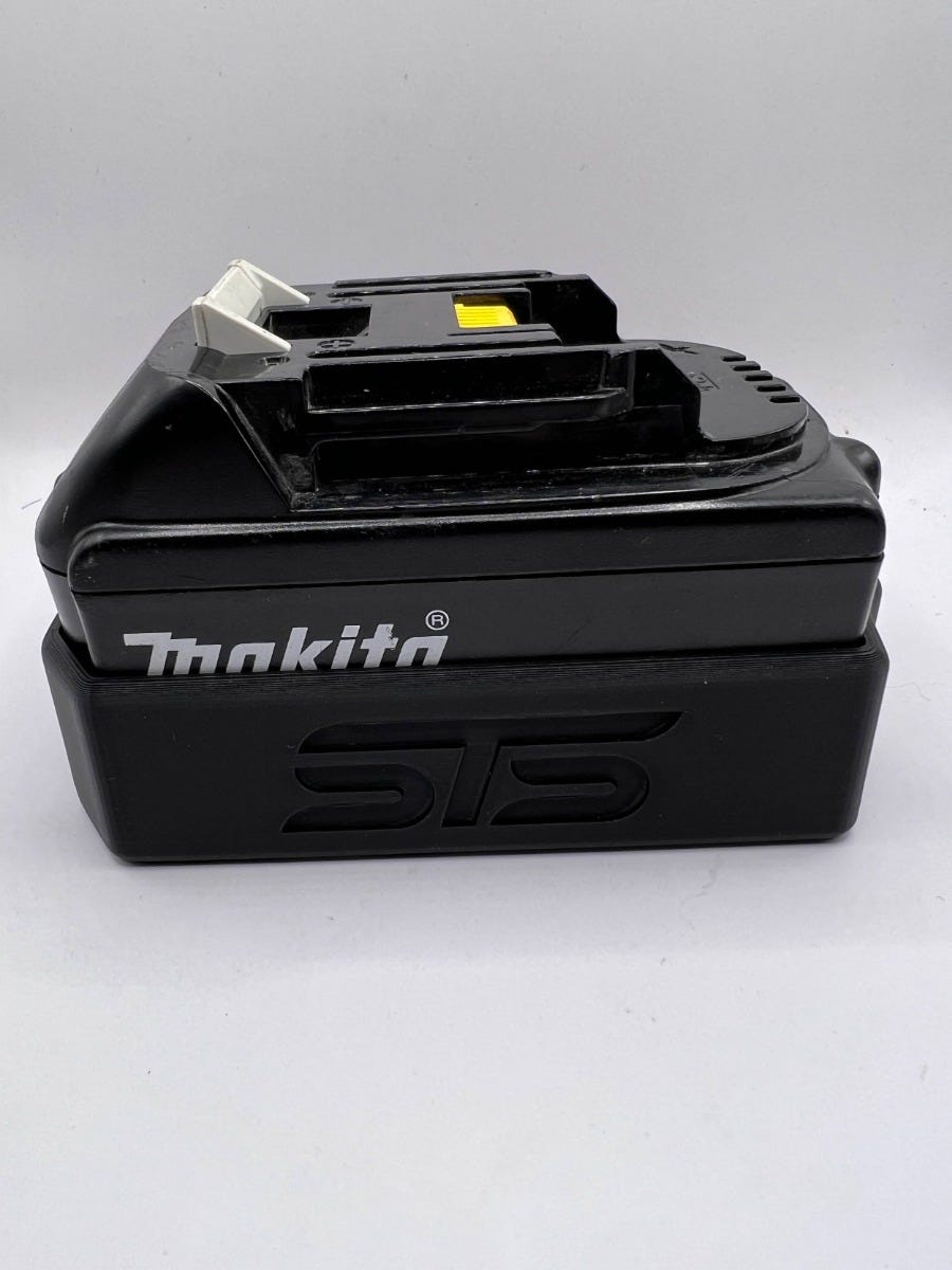 STS Auto Design MK18 Makita 3.0Ah/5.0Ah Magnetic Battery Cover