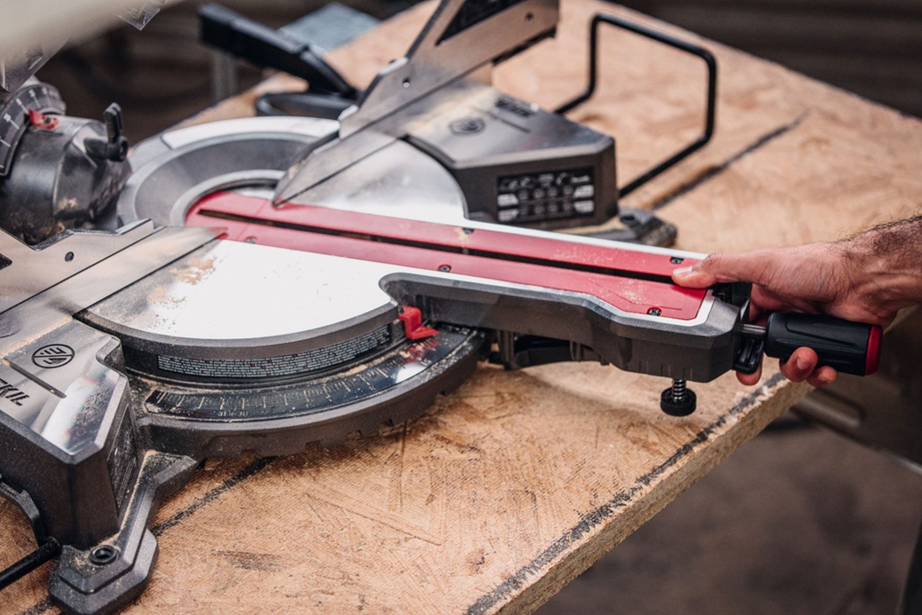 SKIL MS6305-00 10" Dual Bevel Sliding Miter Saw