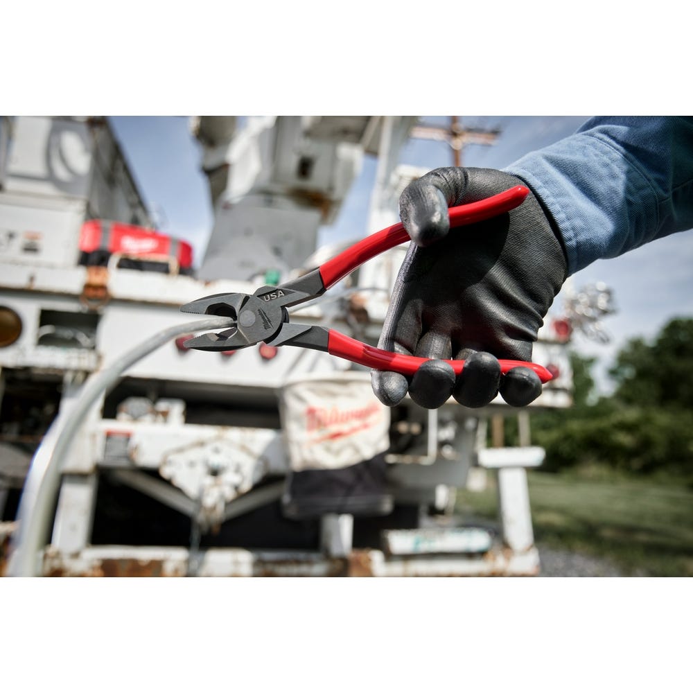 Milwaukee MT500 9" Lineman's Dipped Grip Pliers (Made in the USA)
