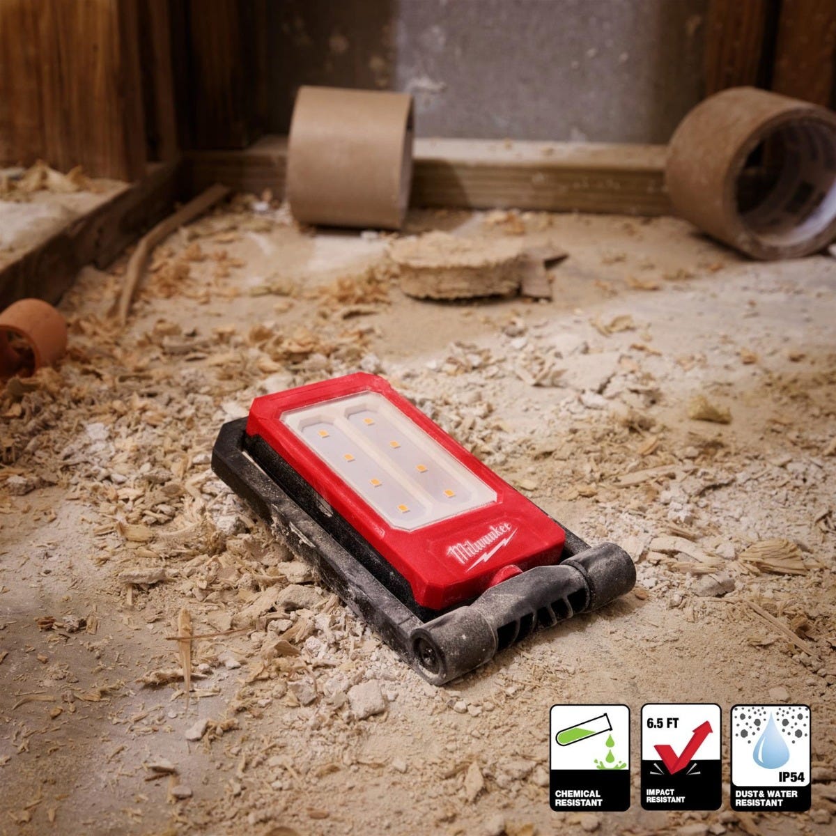 Milwaukee 2013R USB Rechargeable Low-Profile Magnetic 500-Lumen Task Light