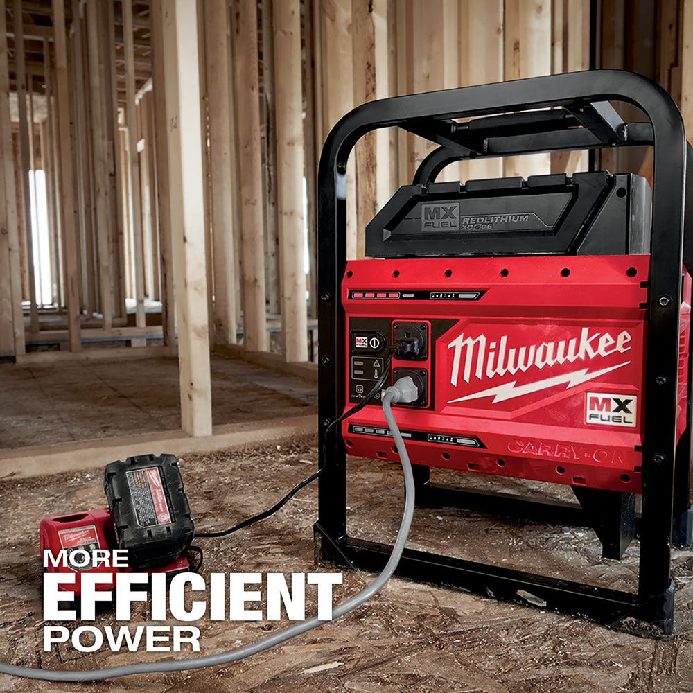 Milwaukee MXF002-2XC MX FUEL CARRY-ON 3600W/1800W Power Supply