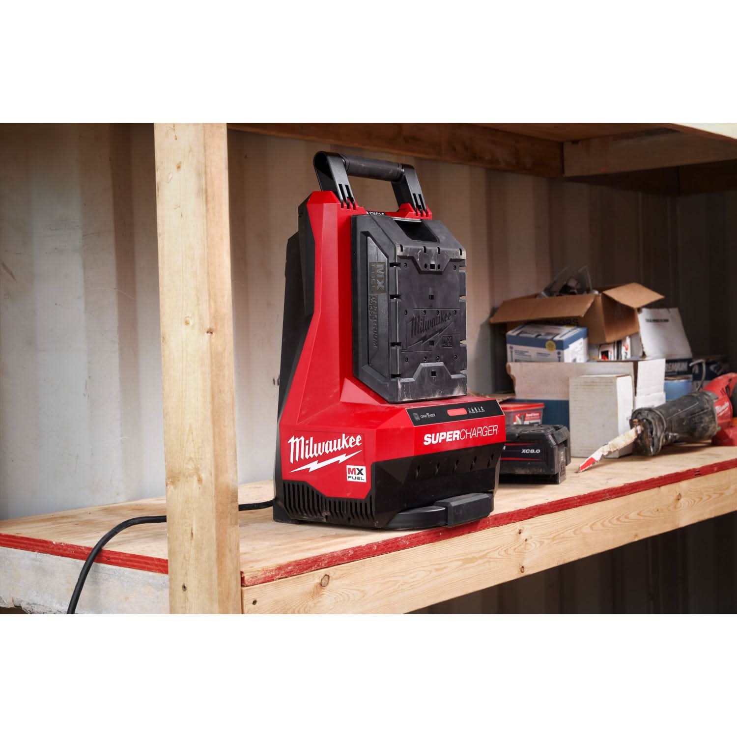 Milwaukee MXFSC MX FUEL Super Charger – Tool Nut