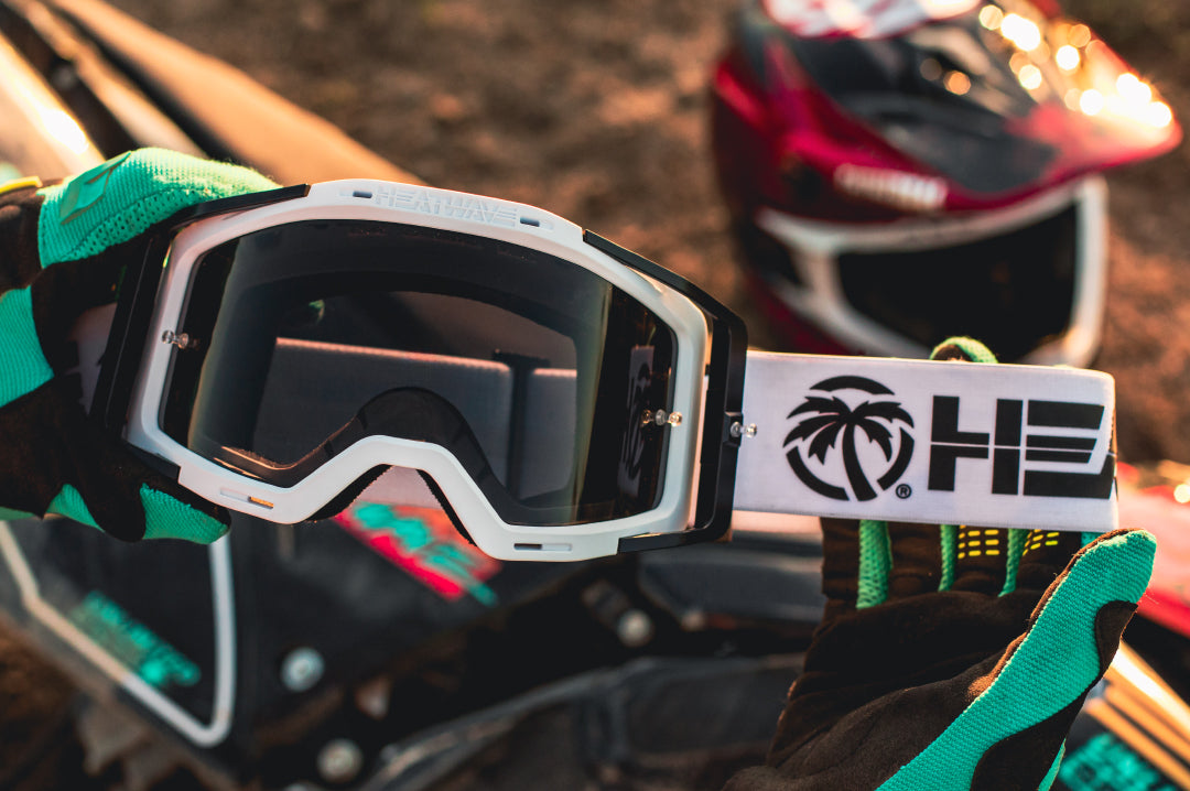 Heat Wave Billboard Icon WHITE MXG-250 Moto Goggle