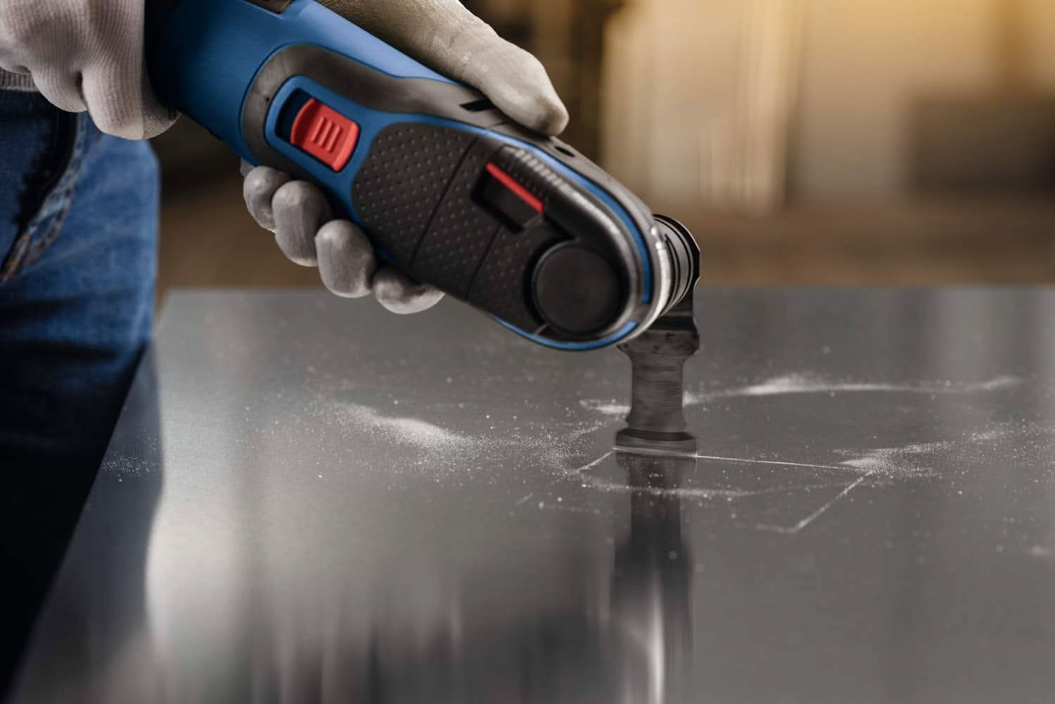 Bosch OSL114CC 1-1/4-inch Starlock Oscillating Multi-Tool Curved-Tec Carbide Extreme Plunge Blade