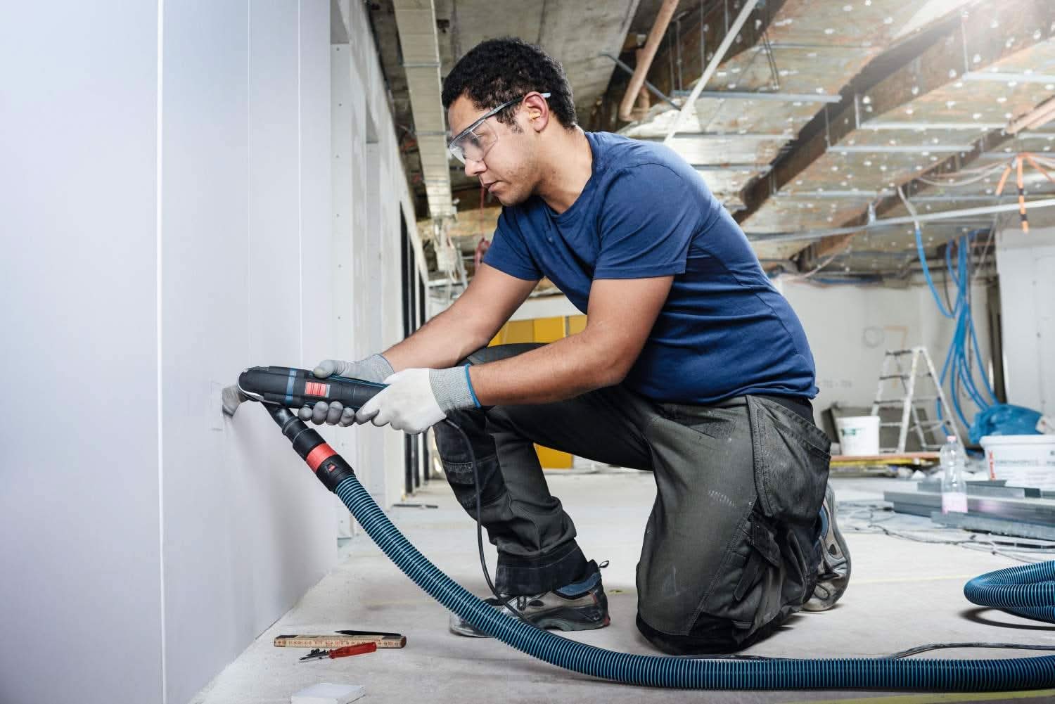 Bosch OSL218F 2-1/8-inch Starlock Oscillating Multi-Tool 2-in-1 Dual-Tec Bi-Metal Plunge Blade