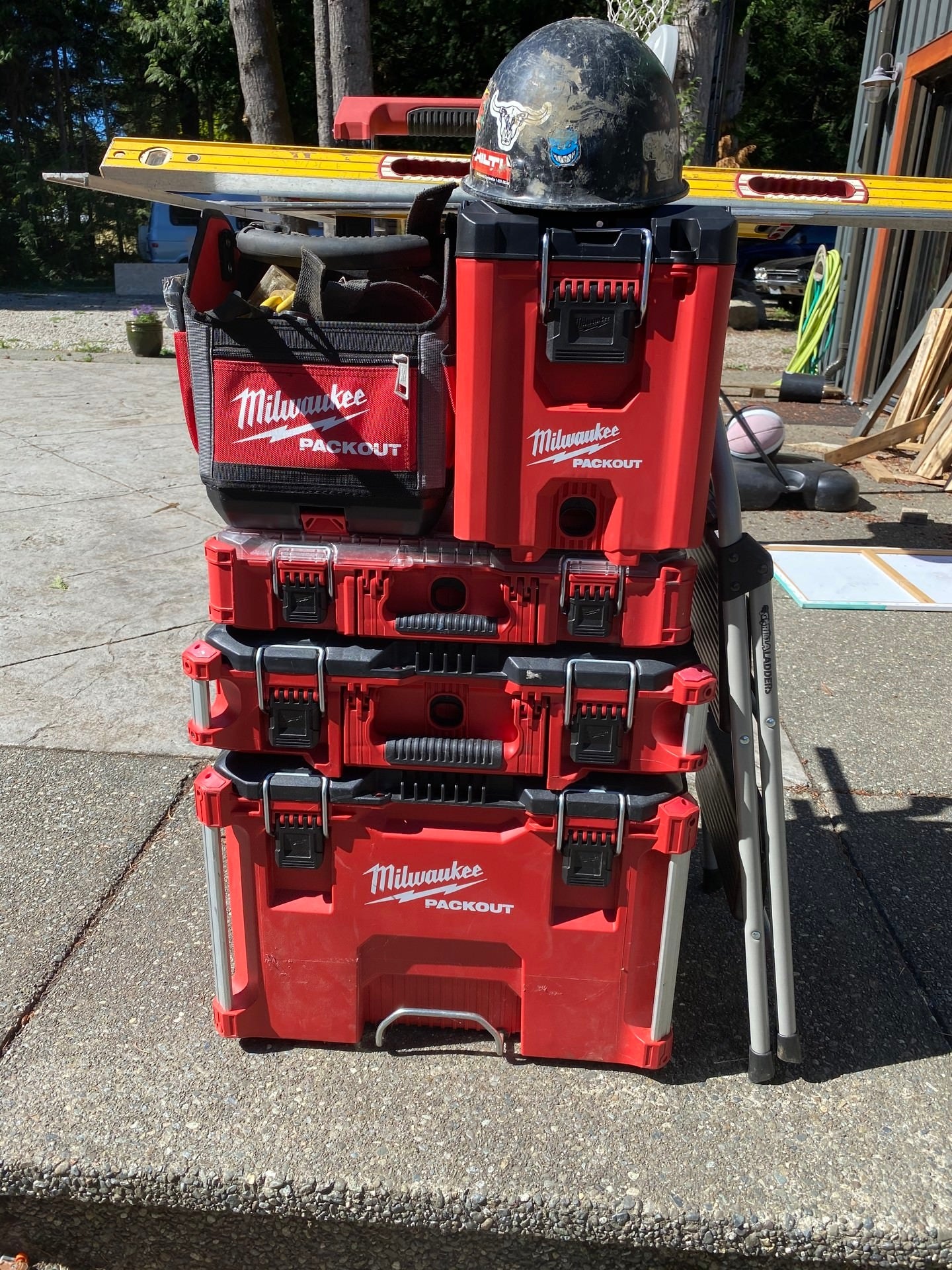 Milwaukee 48-22-8422 PACKOUT Compact Tool Box (PROMO)