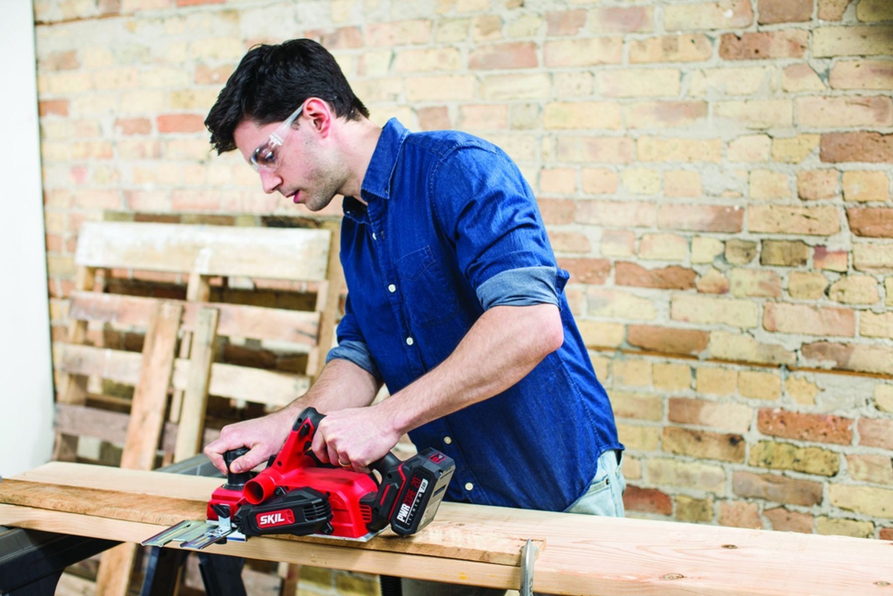 SKIL PL5938-1A PWRCore 20 Brushless 20V 3-1/4" Planer Kit with 4.0Ah Battery and PWR JUMP Charger