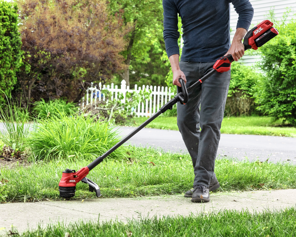 SKIL PLT1500C-10 PWR CORE 40 Brushless 40V 16 In. Power Head String Trimmer Kit