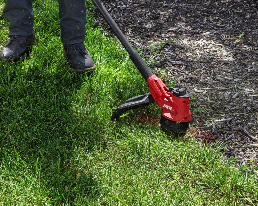 SKIL PLT1500C-10 PWR CORE 40 Brushless 40V 16 In. Power Head String Trimmer Kit