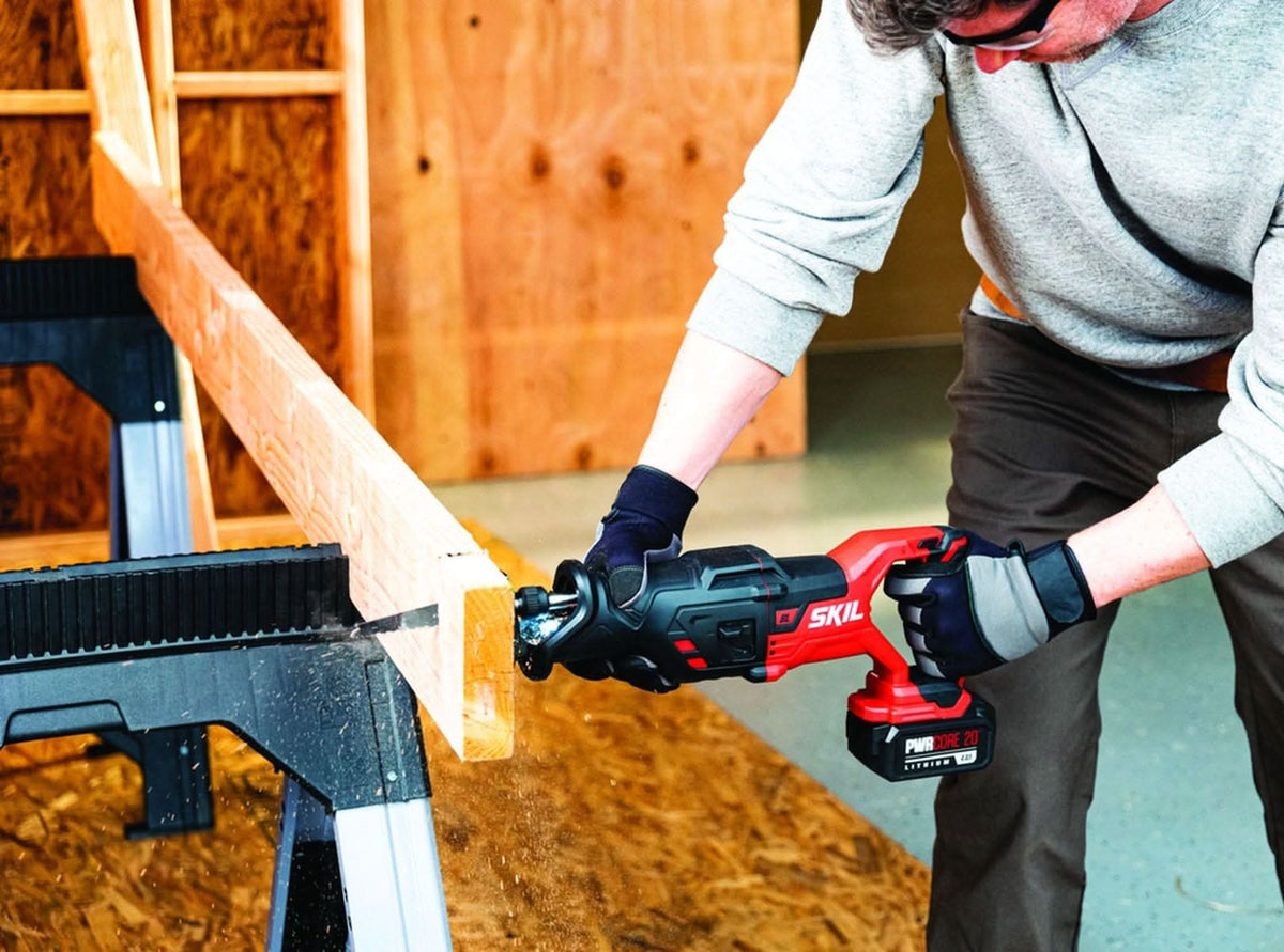 SKIL RS5884-1A PWRCore 20 Brushless 20V Reciprocating Saw Kit with 4.0Ah Battery and PWR JUMP Charger