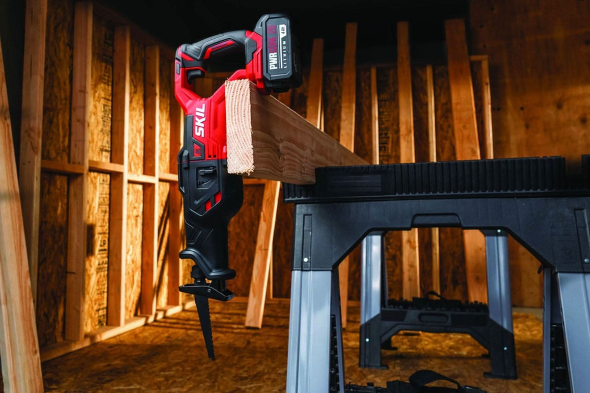 SKIL RS5884-1A PWRCore 20 Brushless 20V Reciprocating Saw Kit with 4.0Ah Battery and PWR JUMP Charger