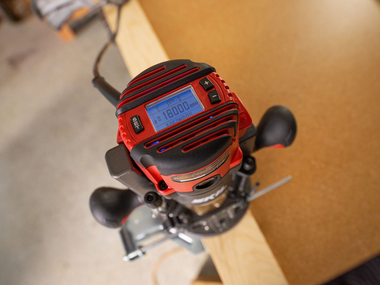 SKIL RT1323-00 10 Amp Fixed Base Router