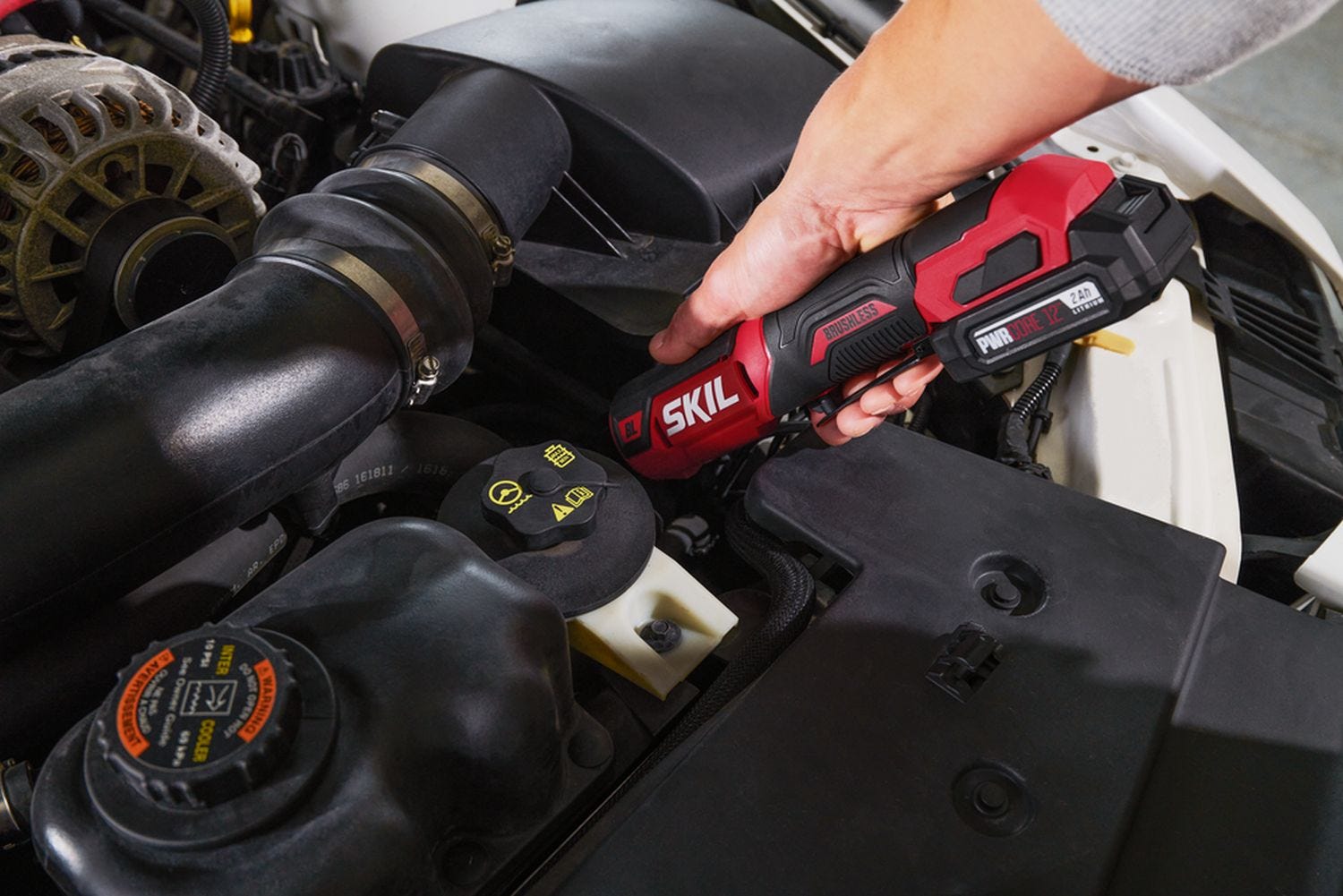 SKIL RW5763A-10 PWR CORE 12 Brushless 12V 3/8" Ratchet Wrench with Battery and PWR JUMP Charger
