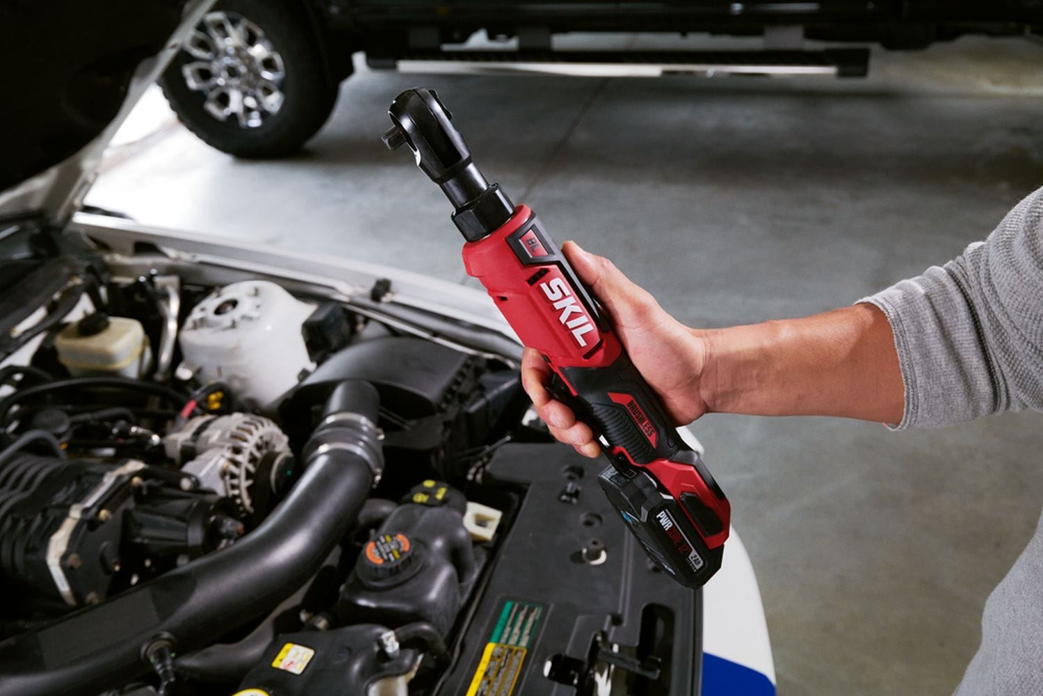 SKIL RW5763A-10 PWR CORE 12 Brushless 12V 3/8" Ratchet Wrench with Battery and PWR JUMP Charger