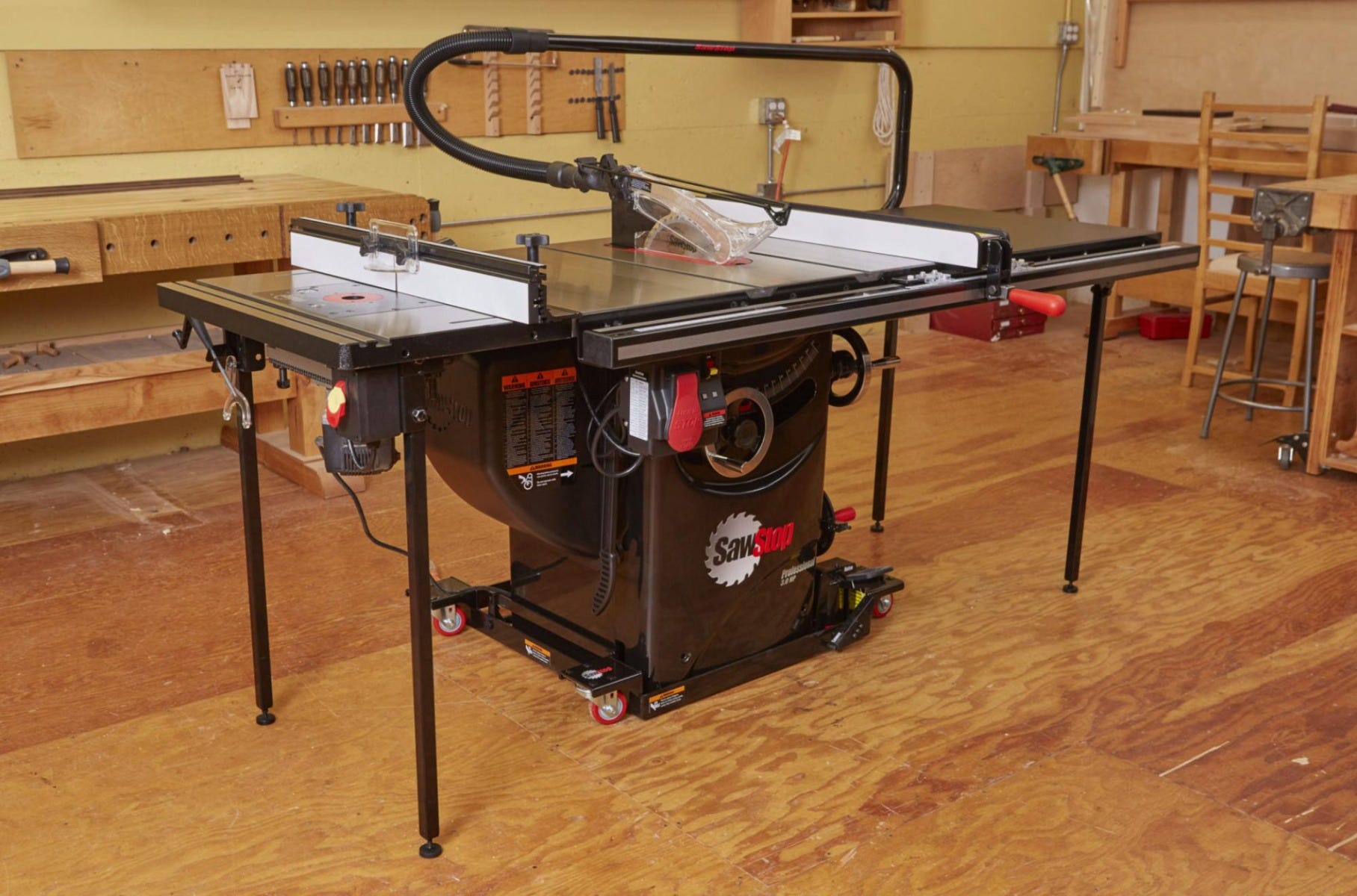 SawStop PCS31230-TGP252 220V Single Phase 3-HP 13-Amp 10" Professional Cabinet Saw with 52" Professional Series T-Glide Fence System