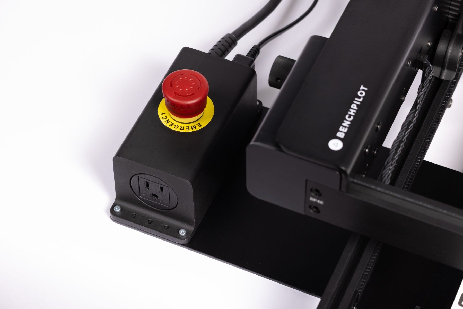 Shaper SCFP1-AJ-NN BenchPilot Hands-Free CNC Bench for Origin