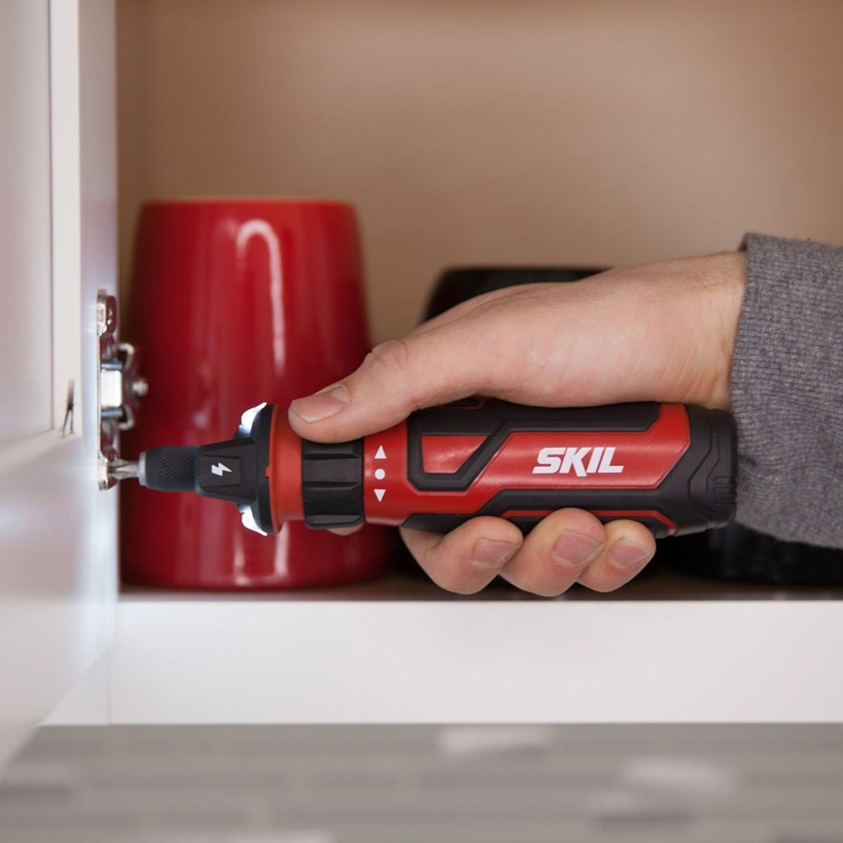 SKIL SD561201 Rechargeable 4V Screwdriver with Circuit Sensor Technology
