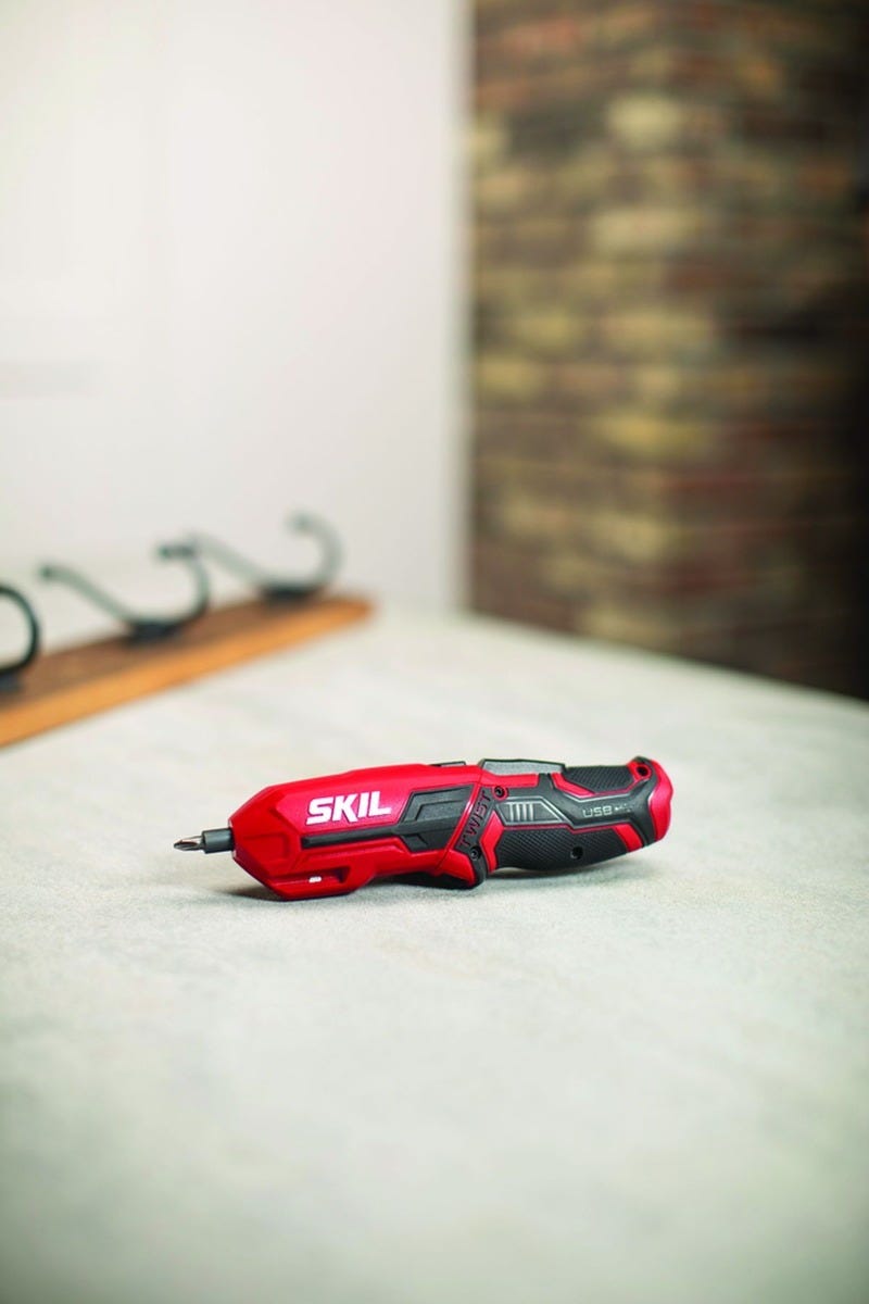 SKIL SD561802 Rechargeable 4V Pivot Grip Screwdriver