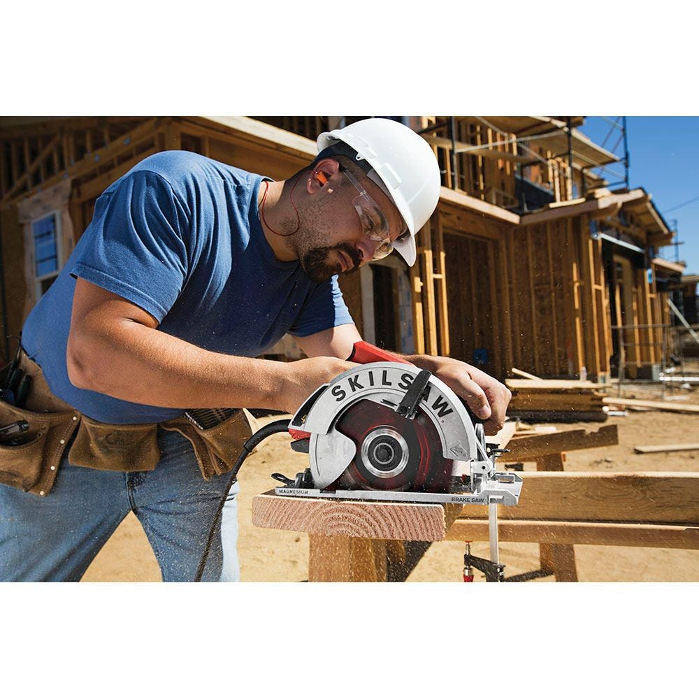 SKIL SPT67WMB-01 7-1/4" Magnesium SIDEWINDER Circular Saw with Brake