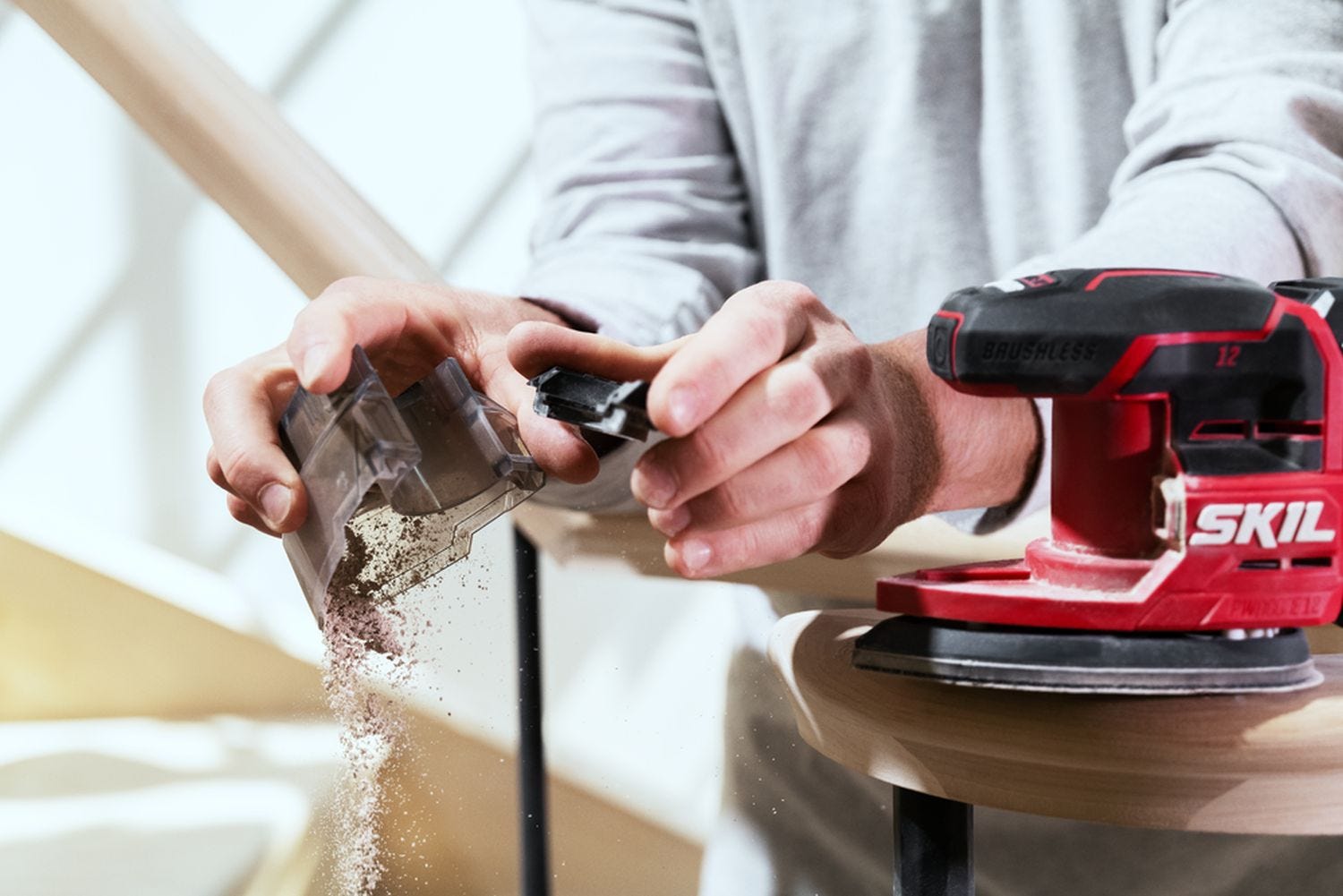 SKIL SR6608A-10 PWR CORE 12 Brushless 12V Compact Detail Sander Kit