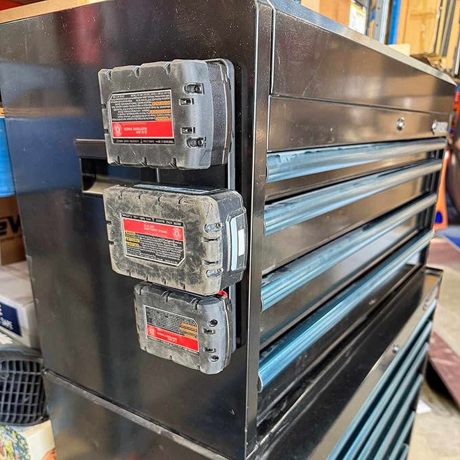 StealthMounts Magnetic Battery Holder for Milwaukee M18 Batteries