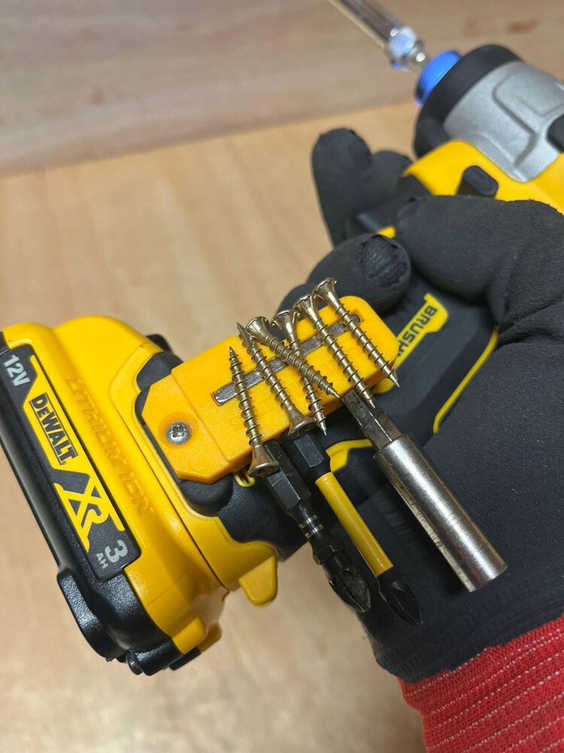 StealthMounts 45° & 90° Magnetic Bit Holder for DeWALT XR & Flexvolt Tools, 2-Pack