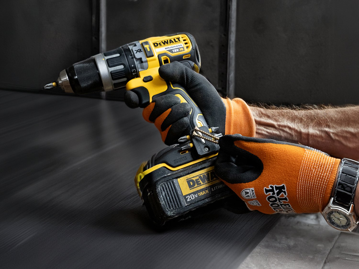 StealthMounts Stubby Magnetic Bit Holder for DeWALT XR & Flexvolt Tools, 3-Pack